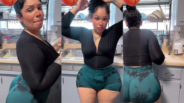 Big booty Latina chick shakes ass for the camera