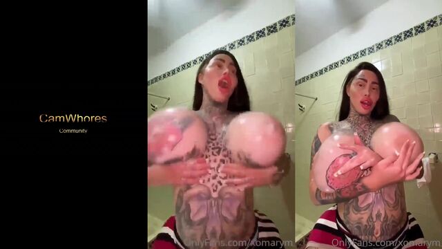 Bimbo skank gets her fake boobs and round ass smashed