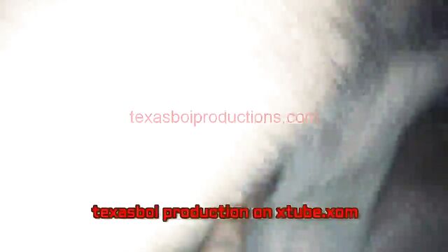 A hot granny gets her cervix painted with a thick creampie