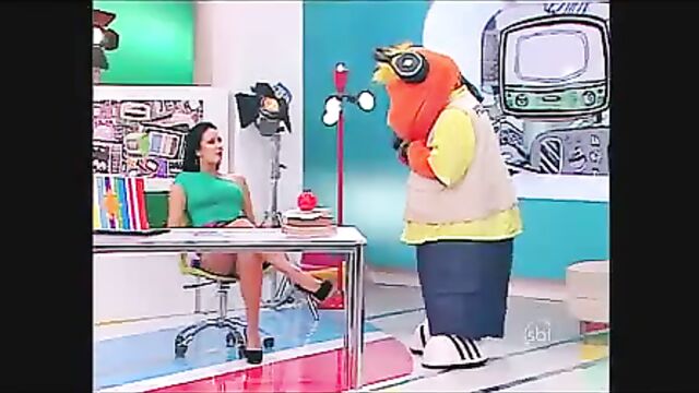 Helen Ganzarolli is a sexy Brazilian model who loves to fuck