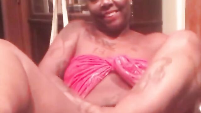Rev Goddess Ch@rm@ine is a seductive ebony mature who owns her domain