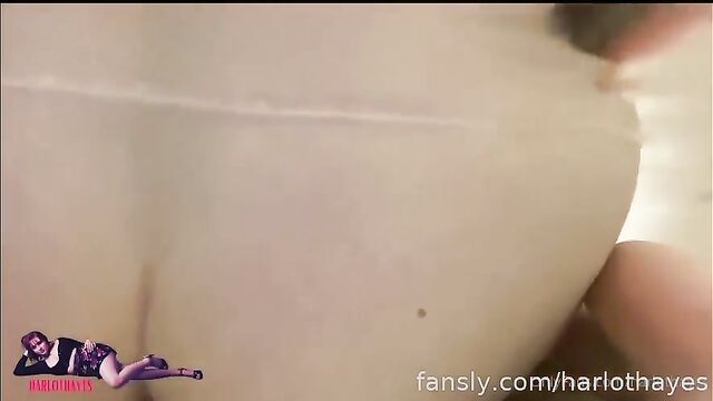 Curvy MILF Harlot Hayes gets her pussy railed in intense action