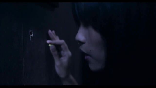 Hot Asian teen with dark hair gets fucked and cummed on her pie