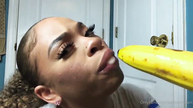 Juicy lips and big titties ASMR with Nani