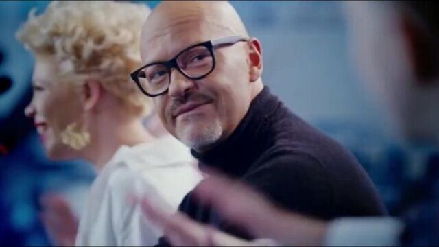 Живи настоящим - Песня из фильма Призрак / Фёдор Бондарчук/ ТИНА / Семён Трескунов