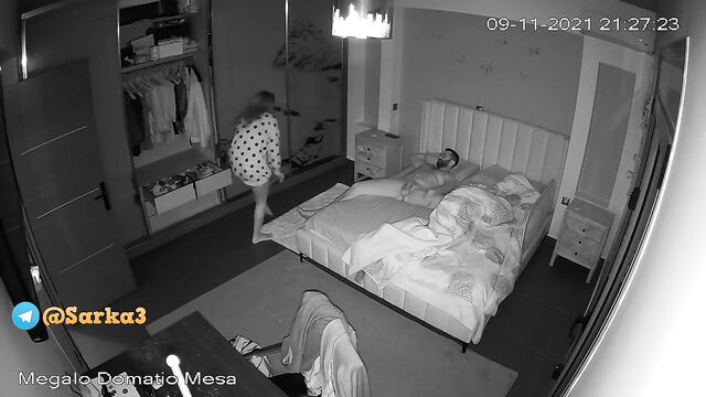 Spycam leak of an exclusive update with a newly wed couple
