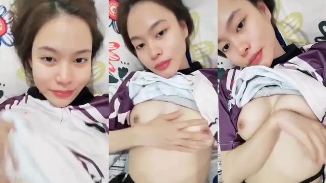 Asian sluts finger their pussies to cum in this hot video