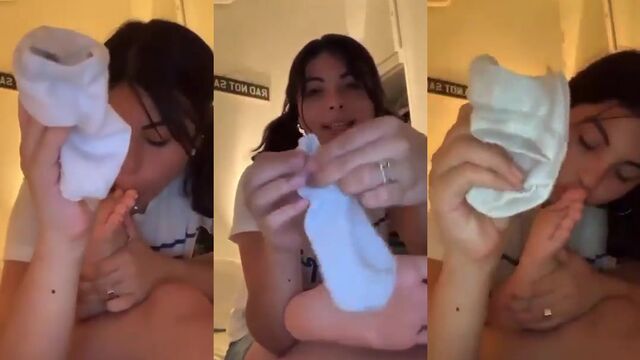 Cute Latina gets her feet worshiped in a sensual session
