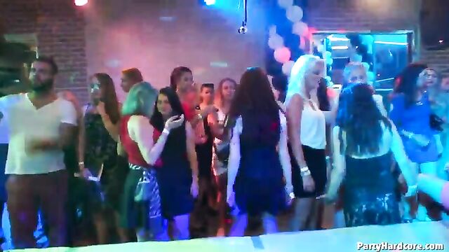 Girls Going Crazy in Las Vegas 01 - Part 1
