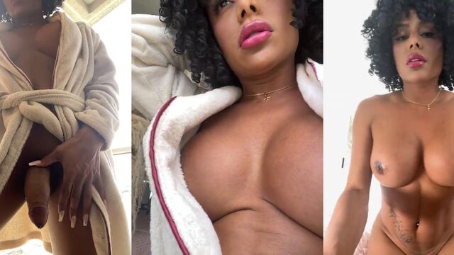 A very hot babe to enjoy in a live streaming session today!