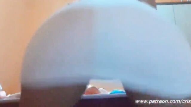 Cris Sousa enjoys a hot, relaxing bath with some steamy action