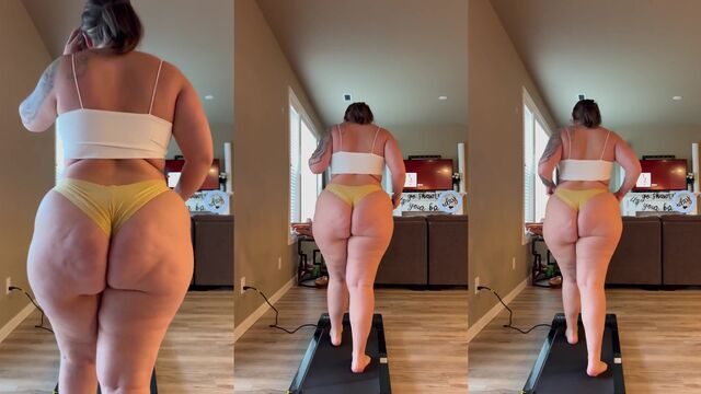 Juicy PAWG is back, and she’s still got it going on strong