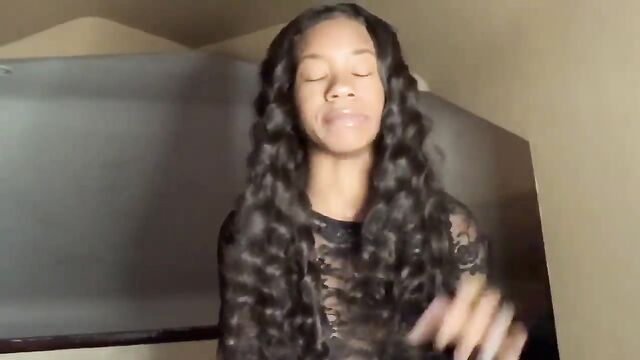 Ebony YouTuber’s nips slip out while she’s moving around