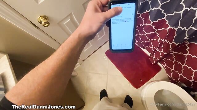 The DJ side of this hot MILF cougar