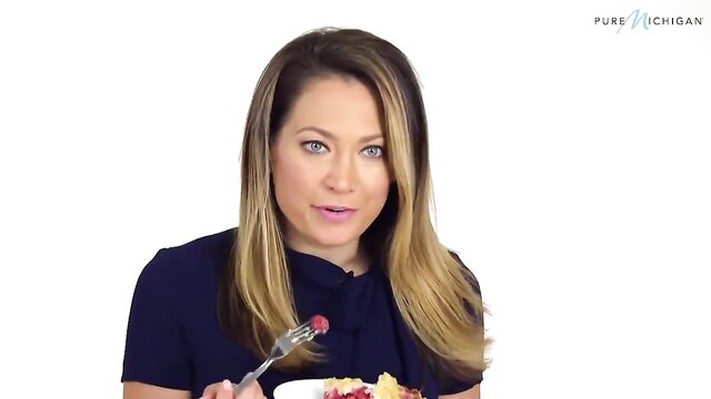 Ginger Zee tries to guess the Michigan city from an unboxing