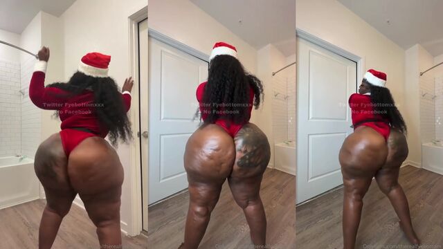 100 videos of big ass MILF clapping her cheeks