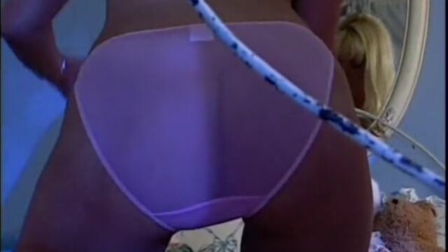 Подругу дочери изнасиловал ее отец