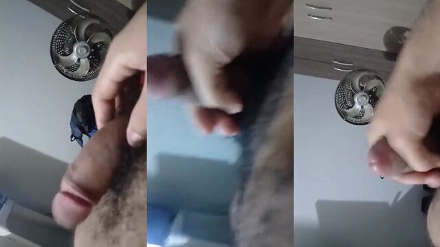 Young guy from SC gets his dick sucked and comes