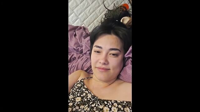 A hot stream with a stunning performer that will make you drool!