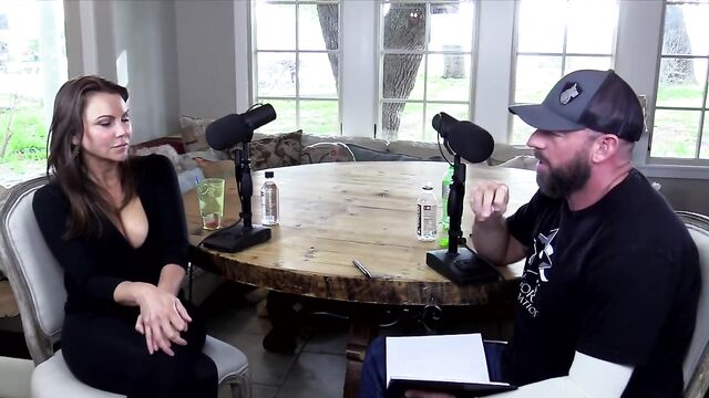 Lara Logan's big tits fall out and shake on the floor