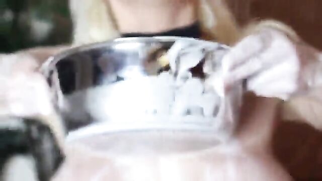 Courtney Stodden gets her pussy filled with sticky sperm