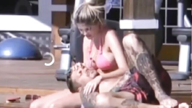 Bárbara Evans gets her pussy pounded hard