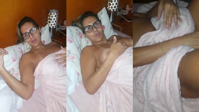Hot woman Lilika fucks with her boyfriend