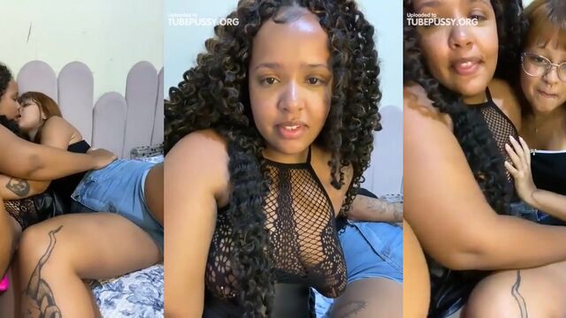 Two lesbians are having fun on the webcam