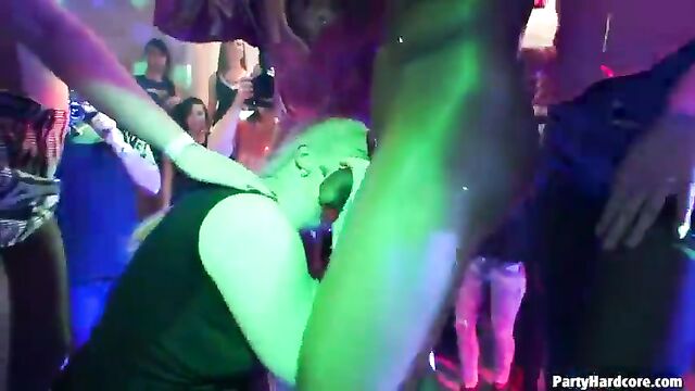 The girls are going crazy in Las Vegas - Part 2