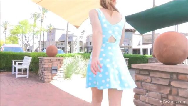 без нижнего белья