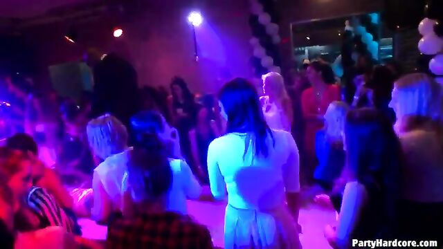 Girls Going Crazy 2 - Las Vegas Part 1