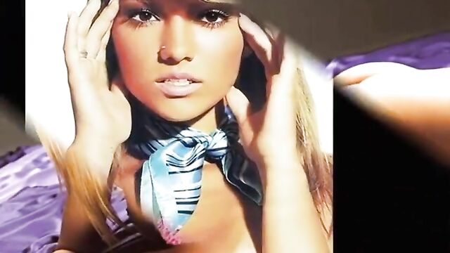Kelly Key is too juicy, she can't hide her hot body