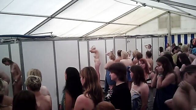 Girl gave a blowjob and topless lightshow to a guy at the festival