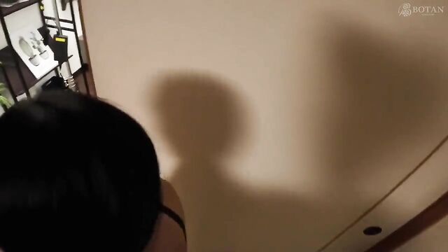 A very beautiful actress with big breasts part 1