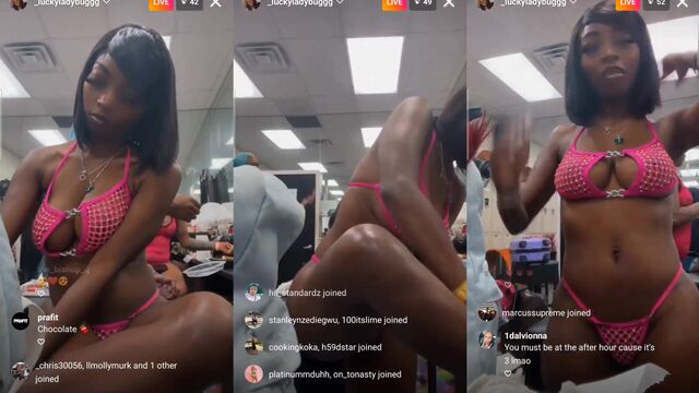 A girl masturbates on the Internet, showing her body to strangers