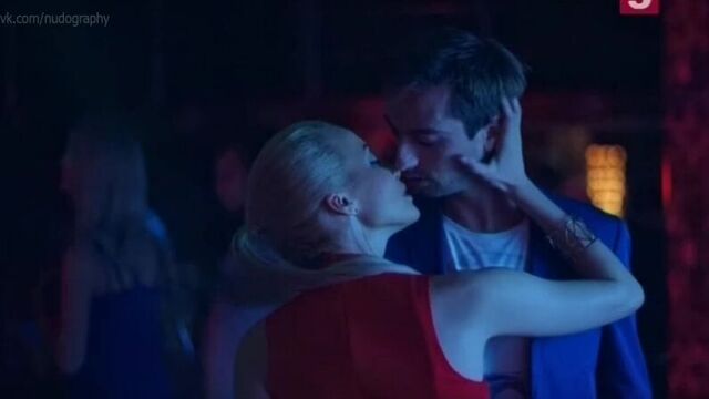 Анастасия Гулимова и неизвестная в сериале "След" (2007- ) - Серия 1850, 1856, 1873, 1875 - Голая? Секси, ножки