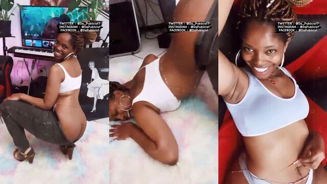 A man from South Africa fucked his girlfriend hard