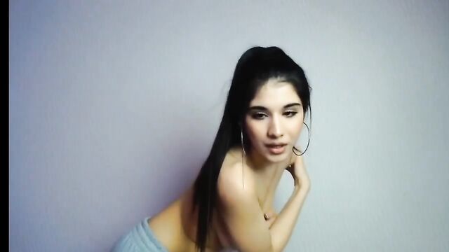 Owlida is famous for the biggest boobs in the world!