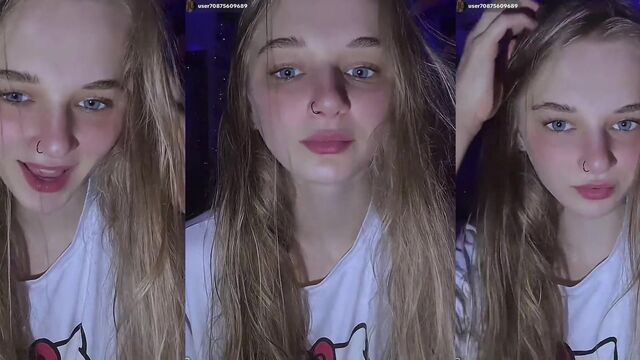 A girl was flashing her boobs on the popular Tik Tok live stream