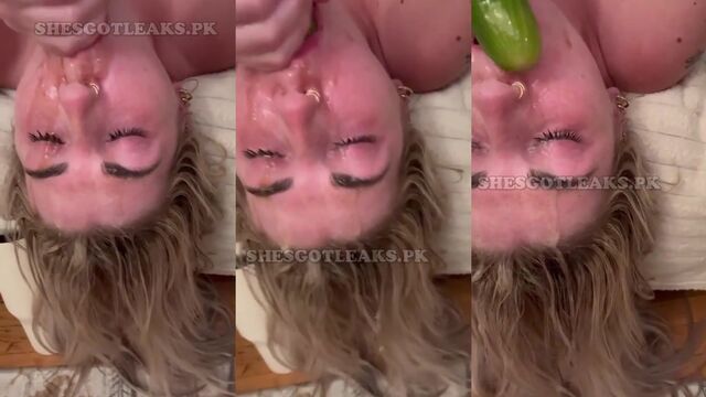 A sexy brunette was caught in a compromising situation in SP