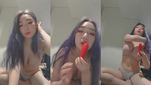 I watched an amazing video of a sexy neighbor with incredible skills