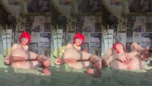 Emo girl shows her pale feet and gets you to worship them