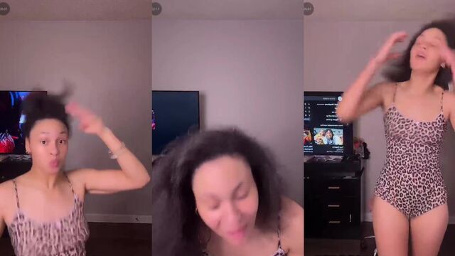 Big booty Youngho Miya twerking on Tiktok live with friends