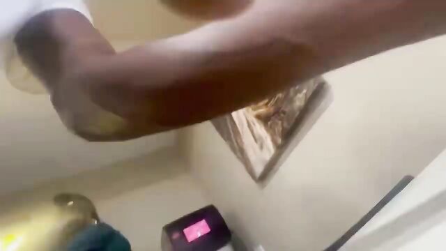 DickFlash fucking an ebony baddie she works with