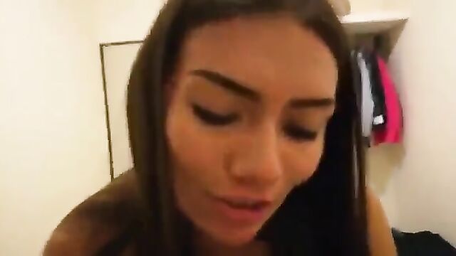 I'm feeling like getting wild and coming on your mouth ?