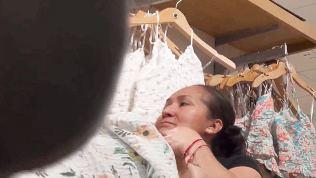 Bulge Watching #27 - She wants it and she is gonna get it