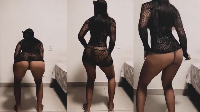 The slutty bitch dances funk and comes to masturbate with me
