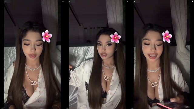 A guy masturbates his dick with his hand on TikTok live