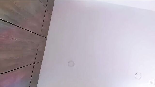 A married woman gets fucked by a young guy and she loves it