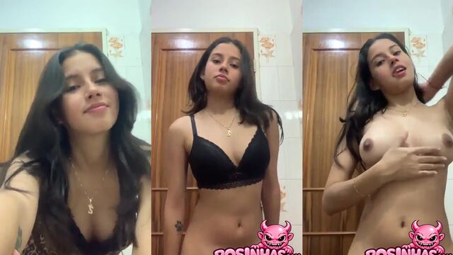 Branquinha Safada gets fucked hard in the bathroom during a live stream